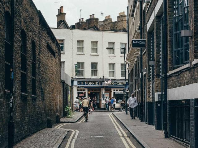 Essential Workspace Shots Vol.124